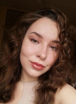 Продюсер Vika Walker