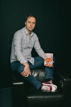 Сценарист Дмитрий Петров