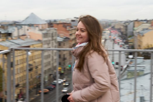 писатель Арина Гиришина