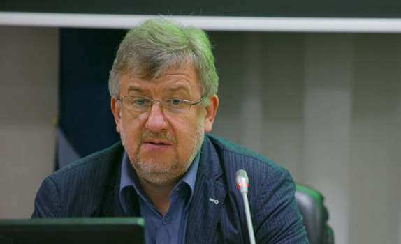 Сценарист Василий Антипов