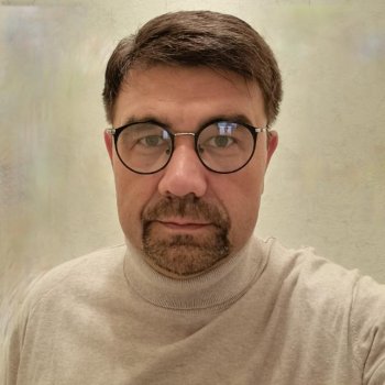 Сценарист Виктор Фролов