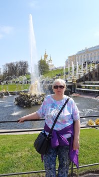 писатель Галина Емельянова