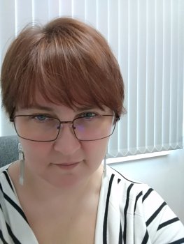 Сценарист Елена Курочкина