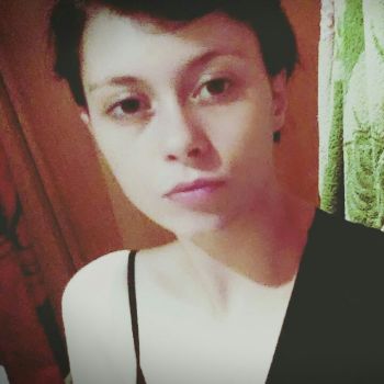 писатель Тео Лютова