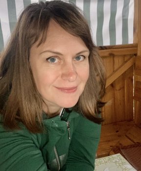 Сценарист Petra Kalugina