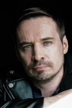 Сценарист Михаил Караваев