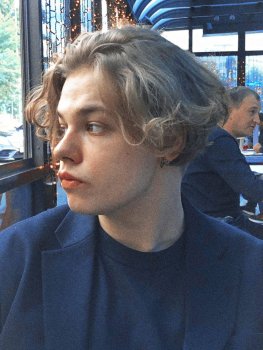 Сценарист Влад Авдеев