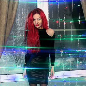 писатель Anna Slavinskaya