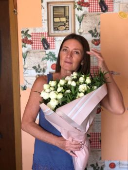 Сценарист Oksana Komysova