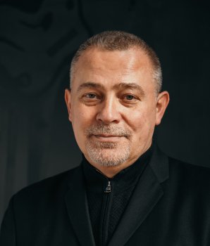 Писатель, сценарист Андрей Щеглов