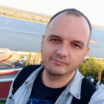 Сценарист Евгений Леонов