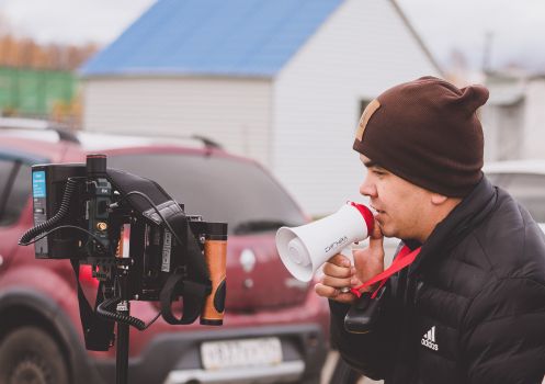 Режиссер ,сценарист Robert Kabirov