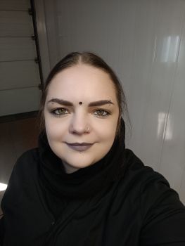 Писатель Polly Garcha