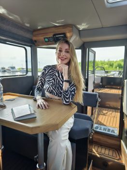 Сценарист Наташа Травкина