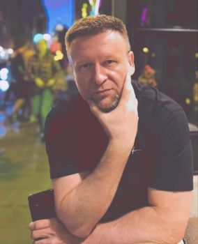 Сценарист Dima Sandmann