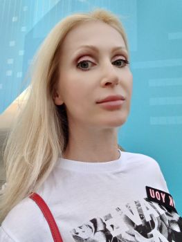 Писатель, сценарист Елена Любимова