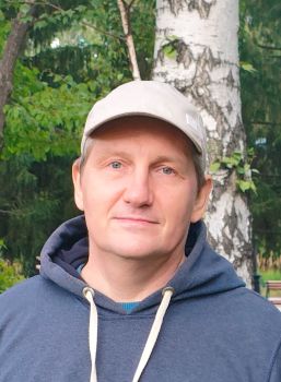 Сценарист Константин Захаров