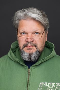 Сценарист Andrey Rudenko