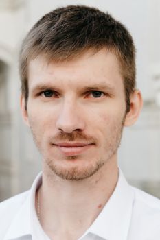 Продюсер Lev Kolesnikov