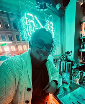 Сценарист Виктор Крылов