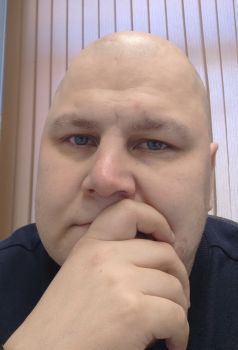 Сценарист Сергей Артамонов