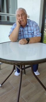 Сценарист/писатель Alexander Trafimov