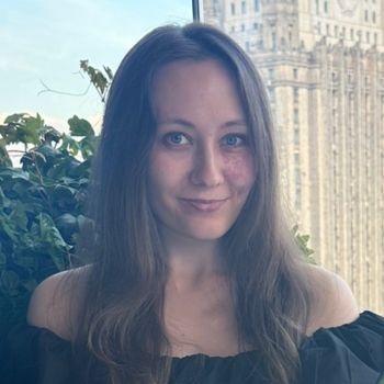 Сценарист, писатель Полина Гришакова