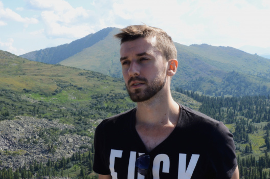 писатель Игорь Шанин