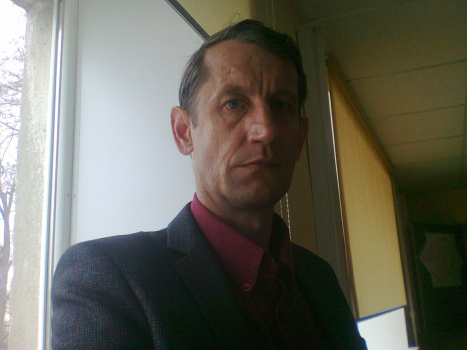 писатель Владимир Жиров