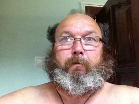 Псевдокиносценарист Игорь Машков