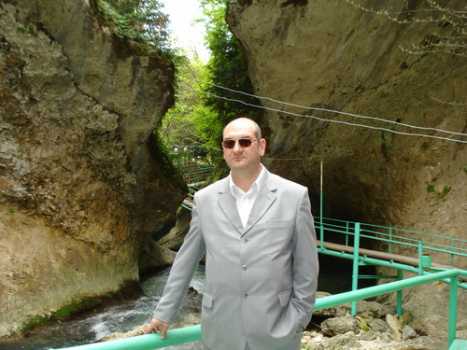 Писатель Валерий Муссаев