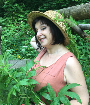 Писатель Лада Уварова