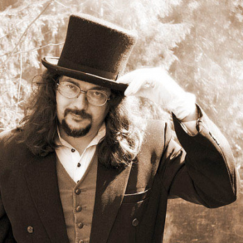 Автор Сергей Козинцев