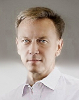 писатель Александр Козлов