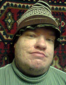 писатель, поэт, художник, форумный администратор (бывший, но "прослужил" 7 лет), критик-рецензор Ботан ШимпО