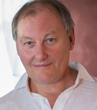 писатель Михаил Стародуб