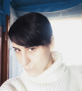 Сценарист Zhanna Internet-Magazin