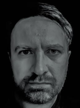 режиссер-постановщик Сергей Поздняков