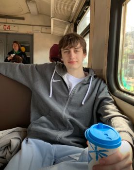 Сценарист Daniil Gaponenko