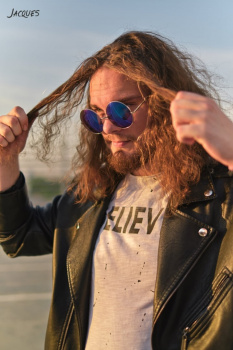 Сценарист Игорь Ленёвич