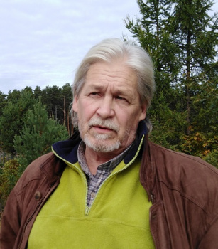 Сценарист Алексей Догадаев