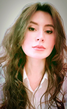 Писатель, сценарист Гюля Ализаде