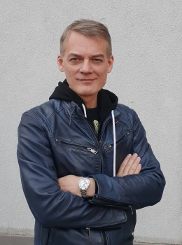 писатель Александр Марков