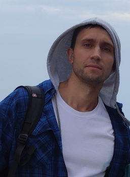 Сценарист Vladimir Degtyarev