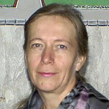 Сценарист Елена Новаженина