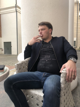 Сценарист Павел Родионов