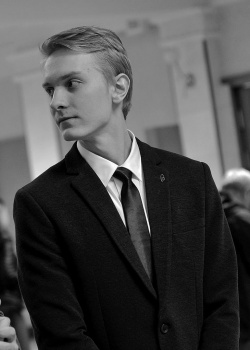 Сценарист Август Андреев