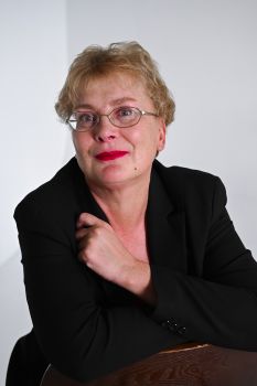 Сценарист Svetlana Burdinskaya