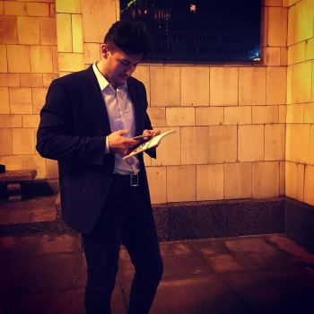 Сценарист Олег Однорал