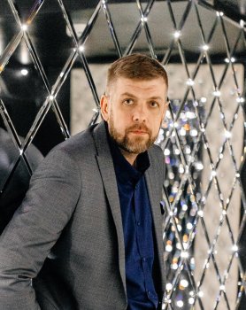 Режиссёр, Сценарист, Креативный продюсер Денис Мищук